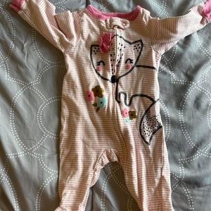 Newborn girl clothes
